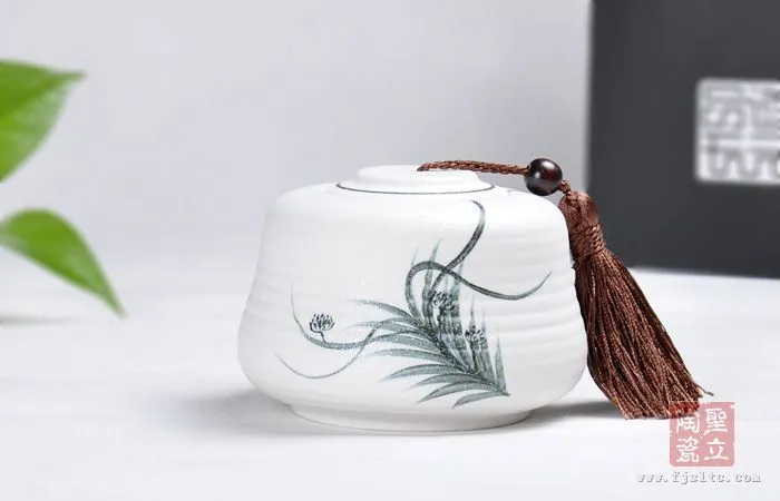 玉雪玲珑 手绘 兰花系列之秋收冬藏 中号 *** 礼品陶瓷 圣立陶瓷
