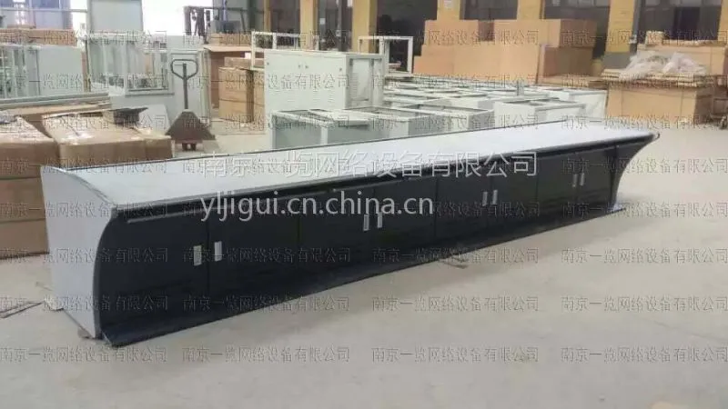南京监控台，南京一览***定做的监控操作台厂家