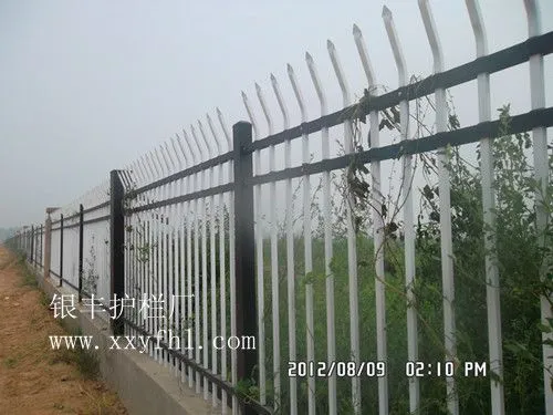 定做新型围墙护栏 新型围墙栏杆 新型喷塑工厂栏杆 热镀锌喷塑工厂栅栏 新型防护栏