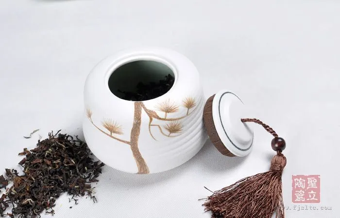 玉雪玲珑 手绘 迎客松系列之秋收冬藏 中号 *** 礼品陶瓷 圣立陶瓷