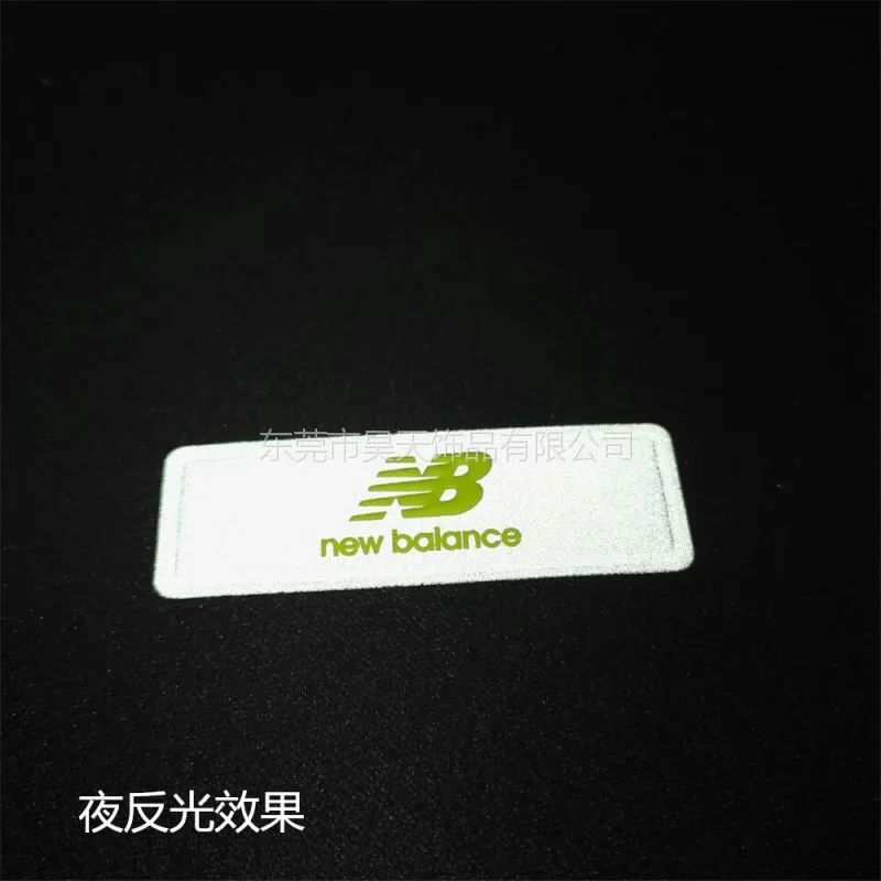 生产高频电压商标 TPU反光商标 服装服饰反光商标厂家定制