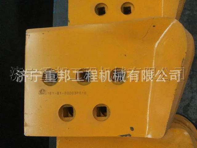 16y-81-00003