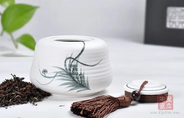 玉雪玲珑 手绘 兰花系列之秋收冬藏 中号 *** 礼品陶瓷 圣立陶瓷
