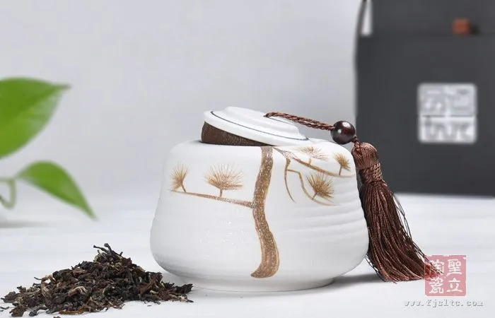 玉雪玲珑 手绘 迎客松系列之秋收冬藏 中号 *** 礼品陶瓷 圣立陶瓷