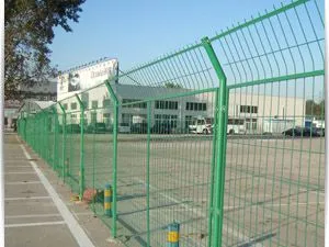 钢丝网围栏,用途广泛。 钢丝网围栏,用途广泛。