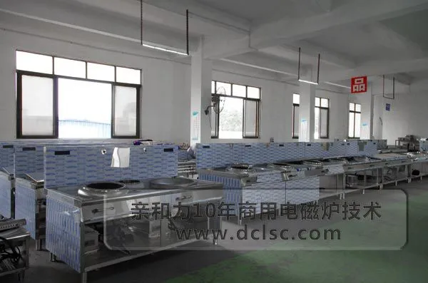 亲和力超高配商用大小组合电磁炉批量生产图 亲和力超高配商用大小组合电磁炉批量生产图