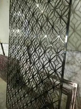 不锈钢黑金镜面屏风 不锈钢黑金镜面屏风
