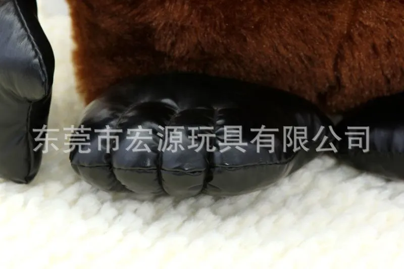 毛绒猩猩