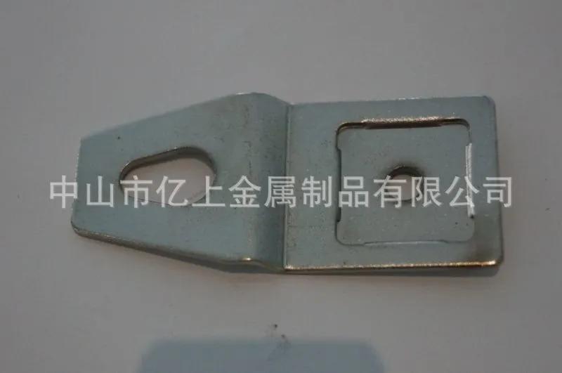 镀锌非标角马内展示