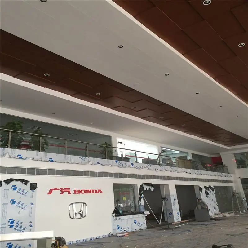 广汽汽车店吊顶铝单板600x1200mm规格白色、木纹定制