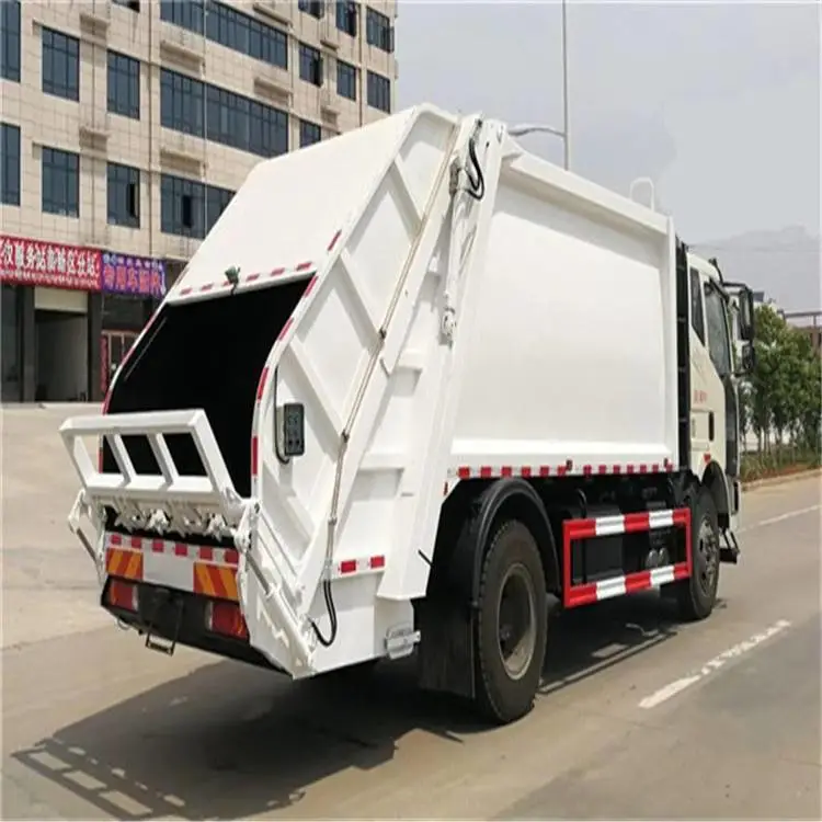 东风压缩垃圾车后装式4-6方,买***厂家 东风压缩垃圾车后装式4-6方,买***厂家