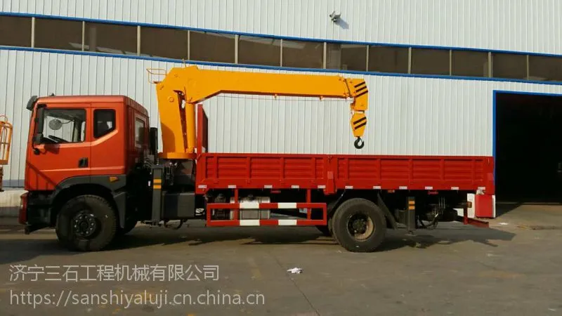 8吨随车吊价钱，三.二吨随车吊图片