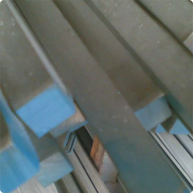 方钢
