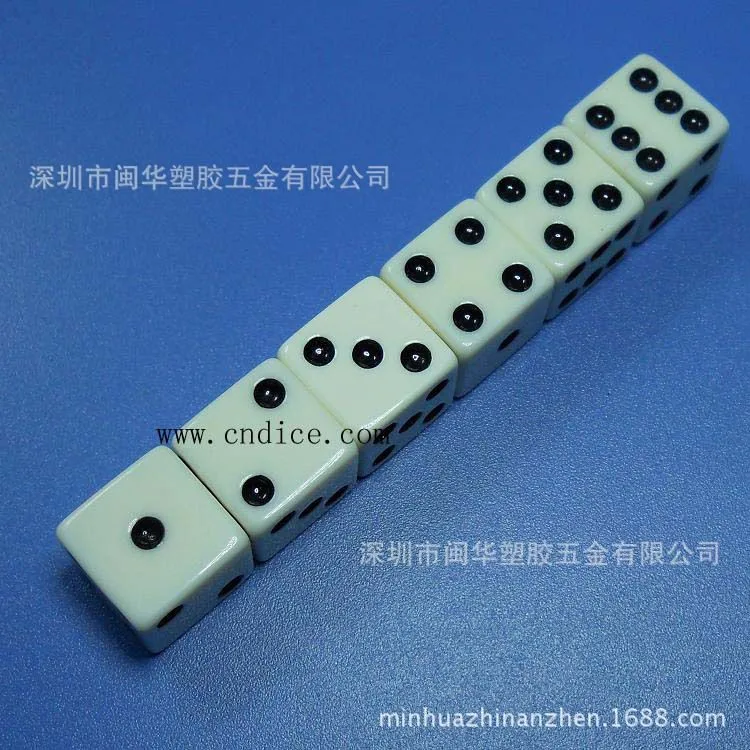 16mm,16毫米白色底,黑色点数骰子,色子,骰仔