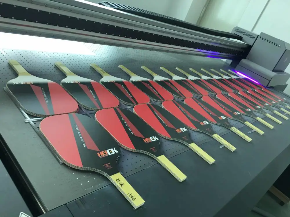 UV 白墨彩白彩 UV 打印、UV 浮雕打印、UV 光油打印、高落差 UV 打印、UV 可变数据打印、UV 一件起印、UV 免制版