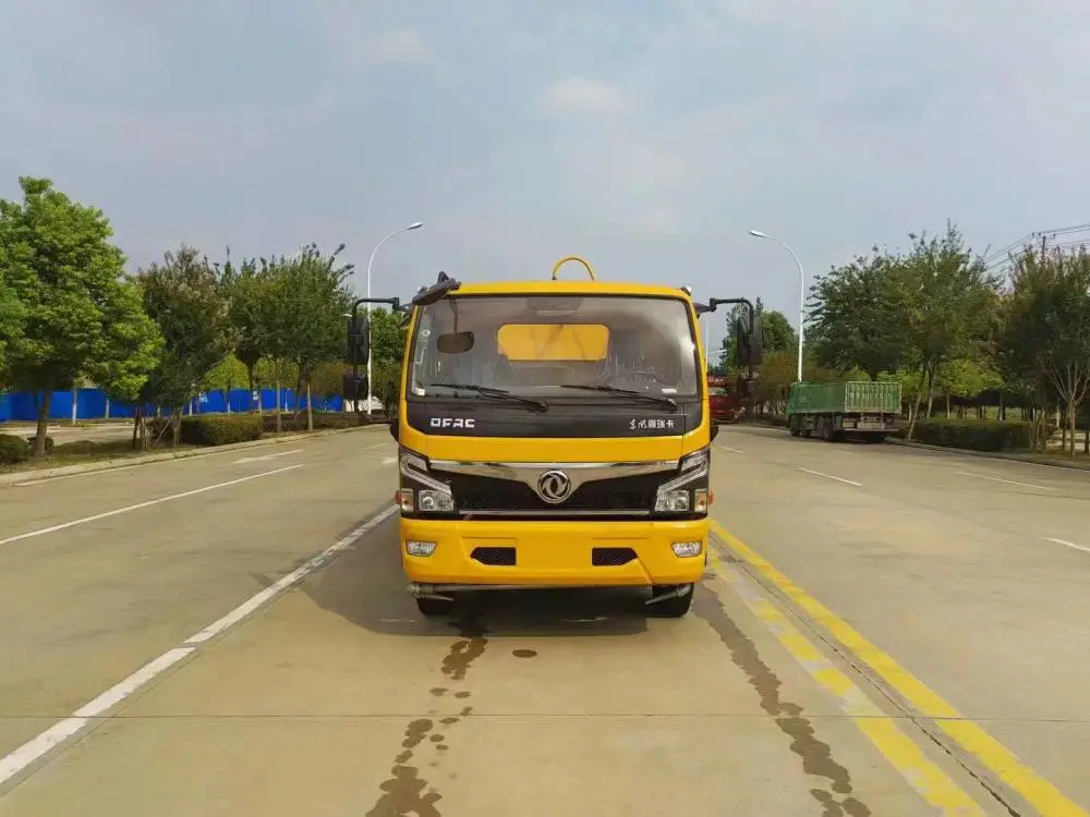 小多利卡洒水灭火车社区消防洒水车购车热线
