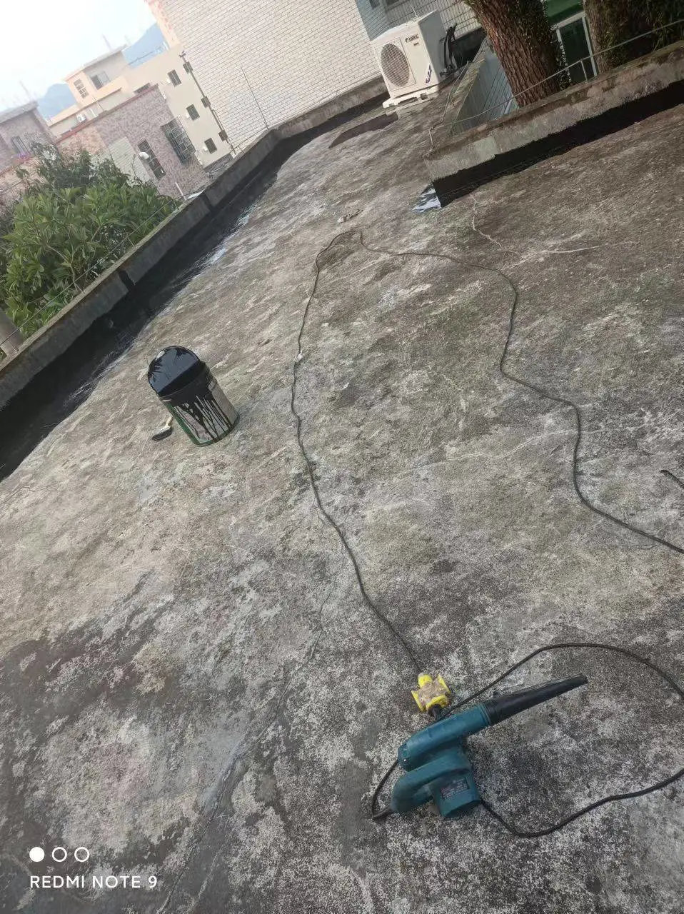 珠海前山金属屋面防水补漏师傅电话外墙墙面防水维修多少钱