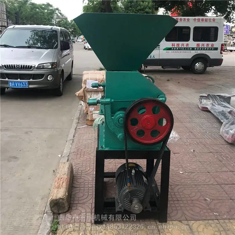 葫芦岛小型玉米加工机器辽宁花生碎粒机做点心用花生轧碎机