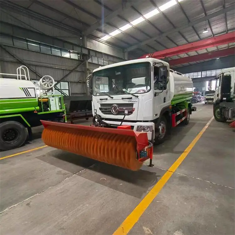 马路清扫车厂家 20吨扫路车多少钱 粉尘灰尘吸尘车