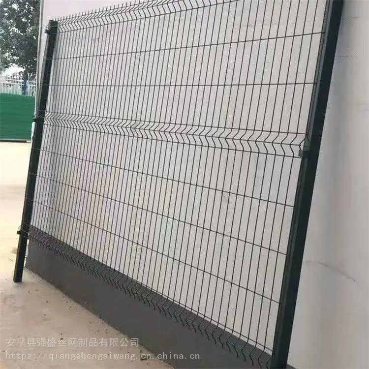 强盛 绿色护栏 护栏网的用途 规格齐全
