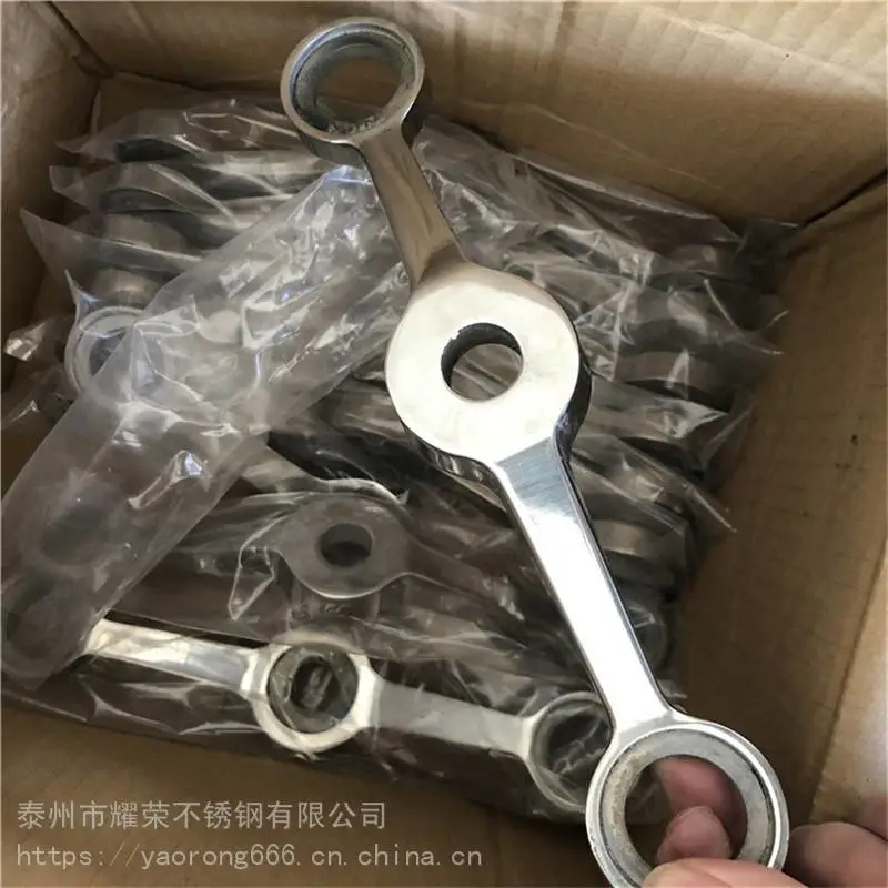 苏州 160不锈钢爪件 驳接爪图片 幕墙构件厂家