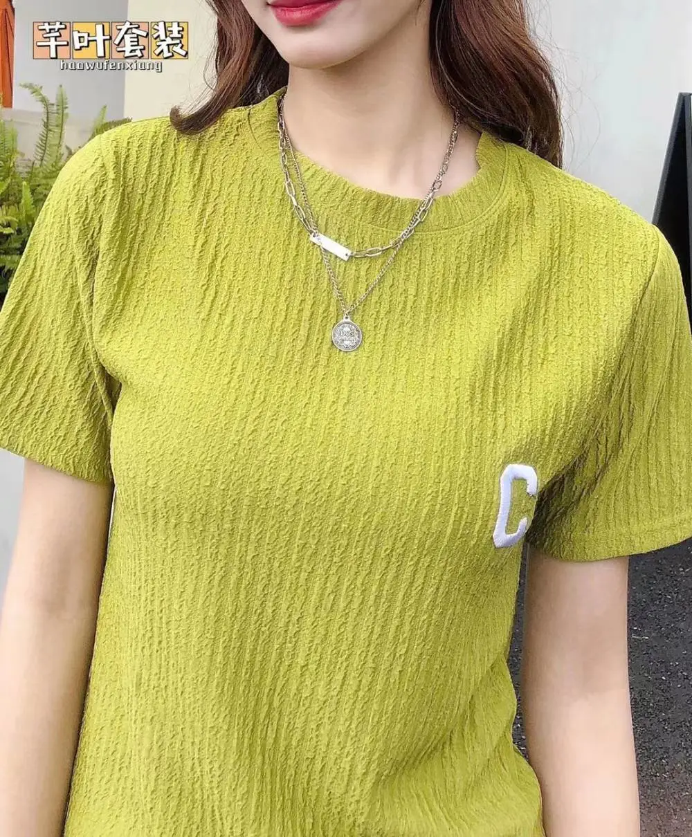 浙江嘉兴哪里有女士套装批发女学生休闲运动套装3-5元服装货源批发