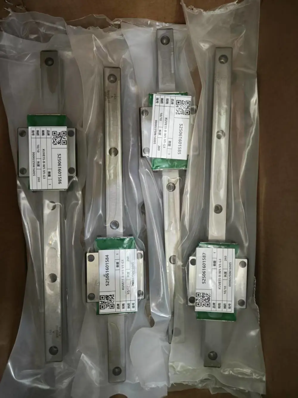 INA导轨滑块RWU25-E-H-V3-G1，TSX25-E-G1/230-10-10