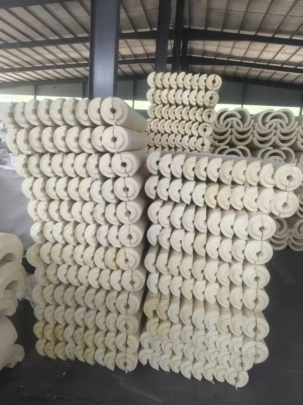 美瑞牌管道防冻聚氨酯管壳 B1级阻燃聚氨酯瓦壳 现货供应