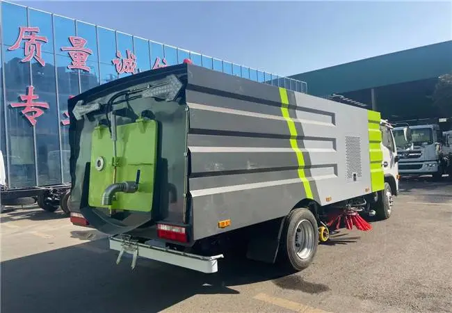 喷雾道路清扫车快速清扫专家
