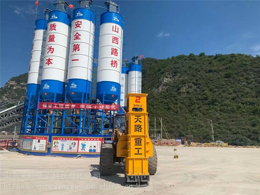 云南文山-地基压实机施工条件解析