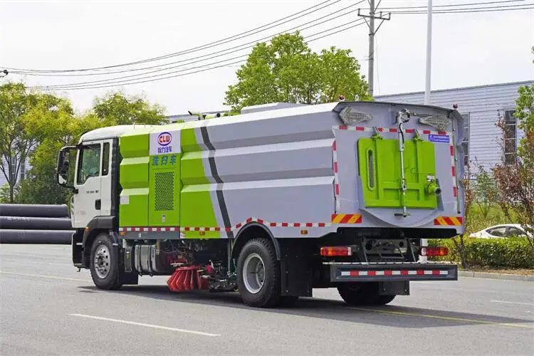 淄博负压吸尘车 进口山猫清扫车 杭州电动扫地车价格行情