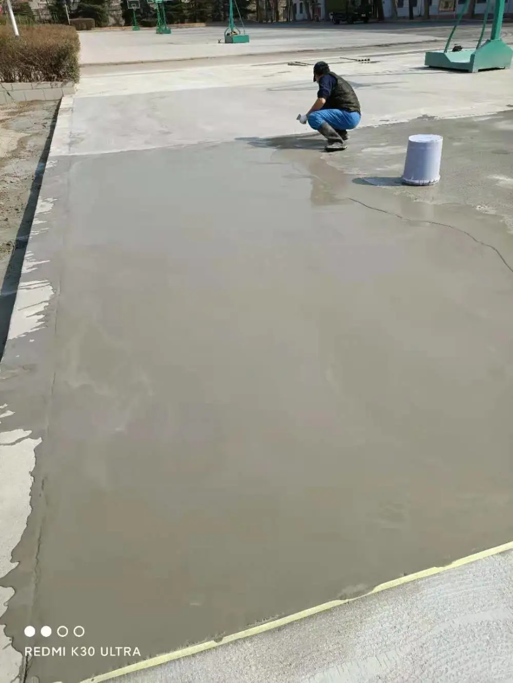 苏州那里有水泥路面修补料卖 粘接力强 耐酸碱抗腐蚀 固化快半小时上人