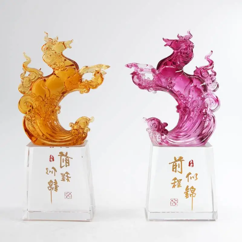 琉璃前程似锦琉璃马摆件奖杯礼品，深圳琉璃马到成功工艺品，广州琉璃马年礼品定制，马年生肖纪念品礼品奖杯