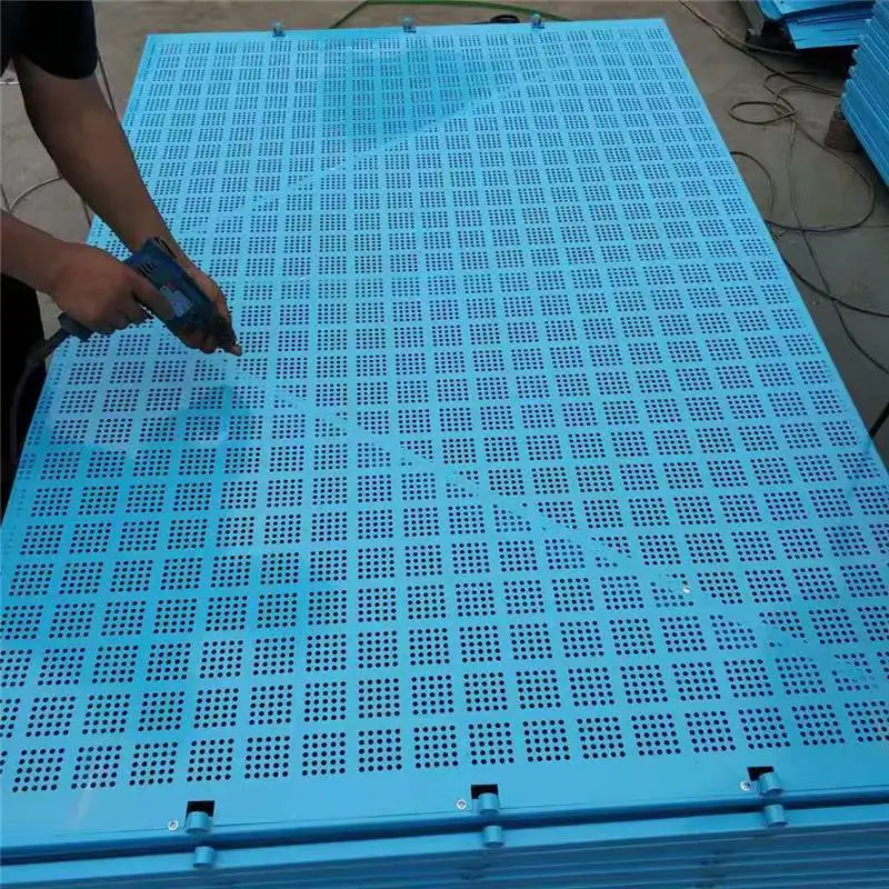 汕头外架钢板网的规格 建筑施工安全防护网 半钢脚手架防护网片