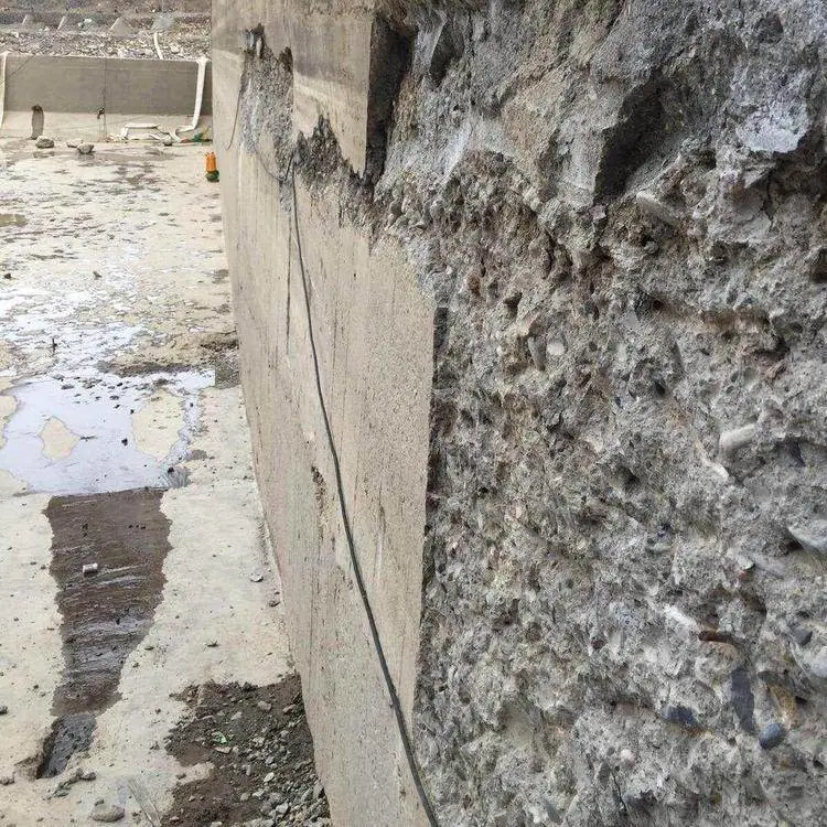 青海 道路修复专用材料 路面起砂掉皮快速修复 现货供应