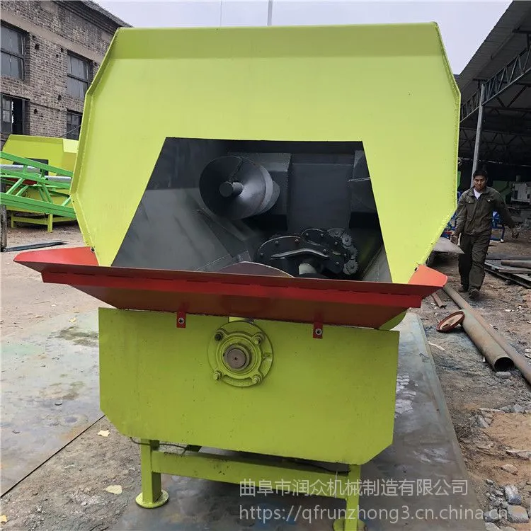 草粉粮食混合搅拌机 新疆养殖合作社拌草机 粉碎苞米杆搅拌机