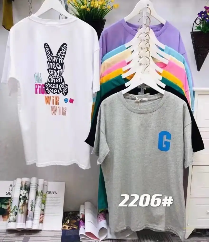 湖南怀化辰溪回收库存服装地摊服装尾货批发地摊杂款服装批发