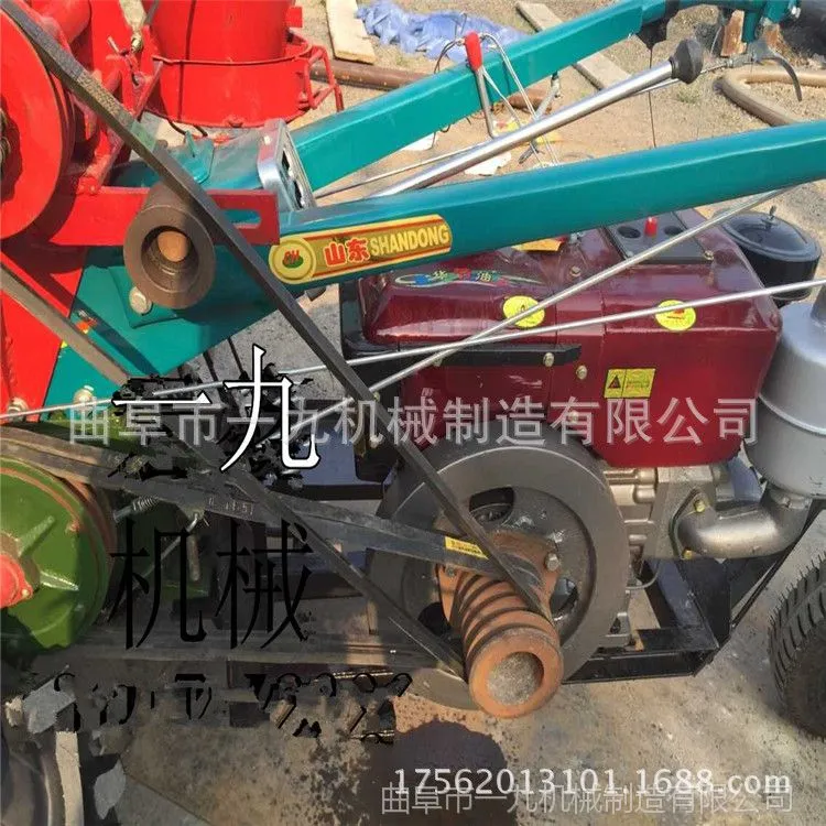 手扶联合收割机