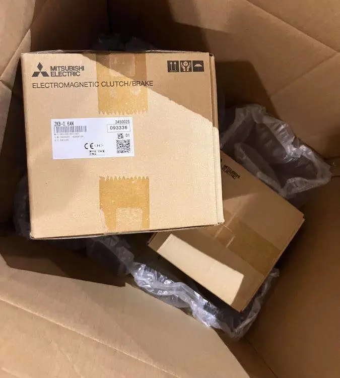 日本三菱伺服数控电机HC-MF73K-D53/HC-RF103K