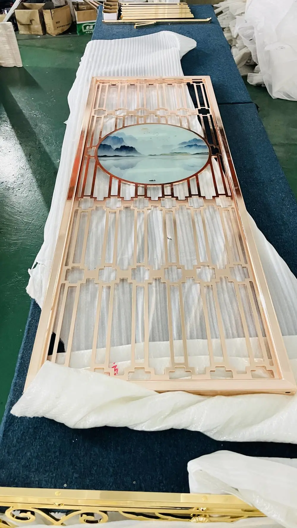 黄冈铝艺雕刻镀金楼梯扶手栏杆护栏铝合金轻奢新中式别墅铝立柱