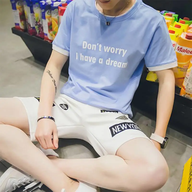 摆地摊卖衣服道具潮流品牌男装尾货T恤中老年服装地摊货去哪里比较便宜