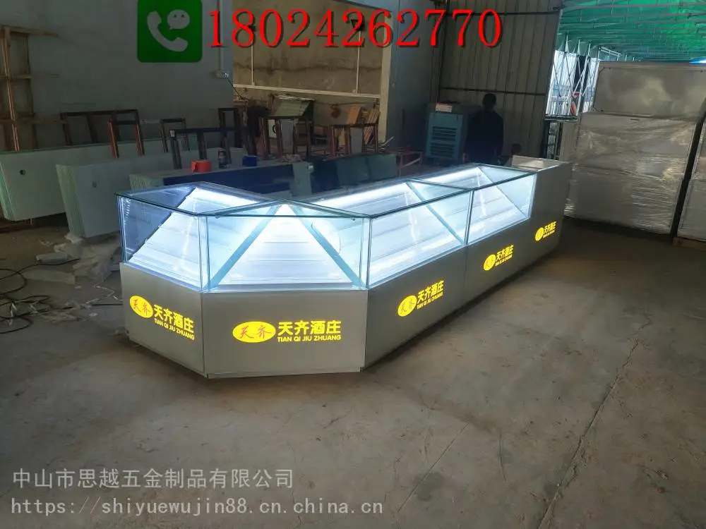 广东揭阳新款梯形烟柜货架烟架震撼上市