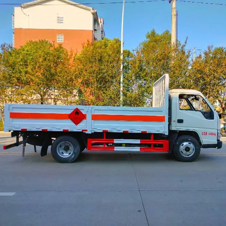 东风多利卡5米1液化气运输车1到9类危险品车送车到家