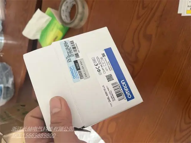 欧姆龙电磁锁 D4SL-N2VFG 滑动单元安全门开关钥匙 机械