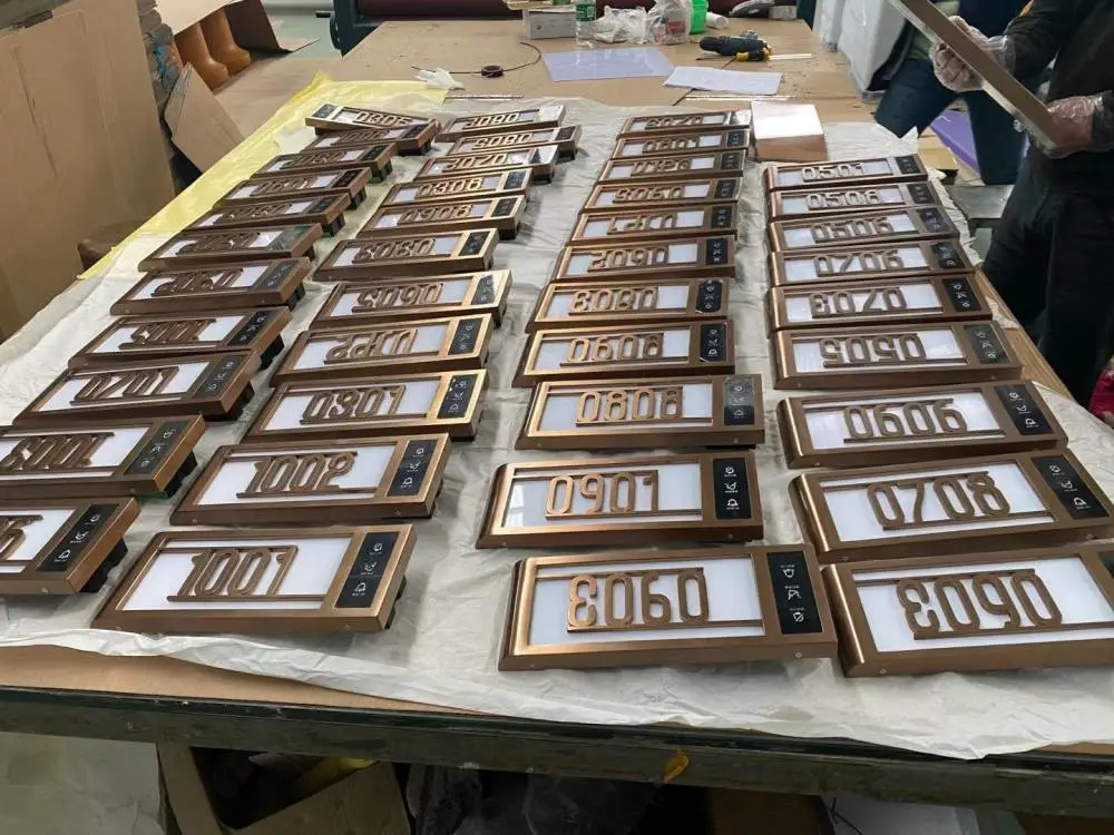 成都景区标识标牌制作 云南西双版纳 打太极拳雕塑定制 商场导视设计公司