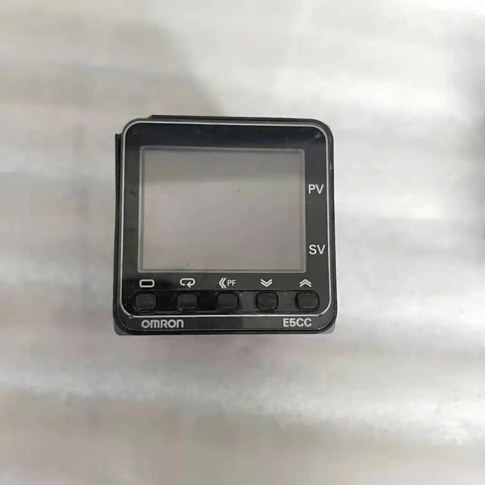 一级代理欧姆龙温控器E5CWL-R1TC/Q1TC AC100-240V 仓库现货代理批发