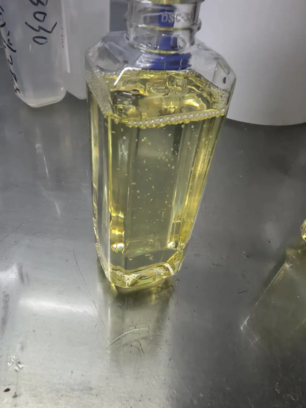 耐丁酮助剂，油性体系专用，多种树脂体系相容佳WH-102
