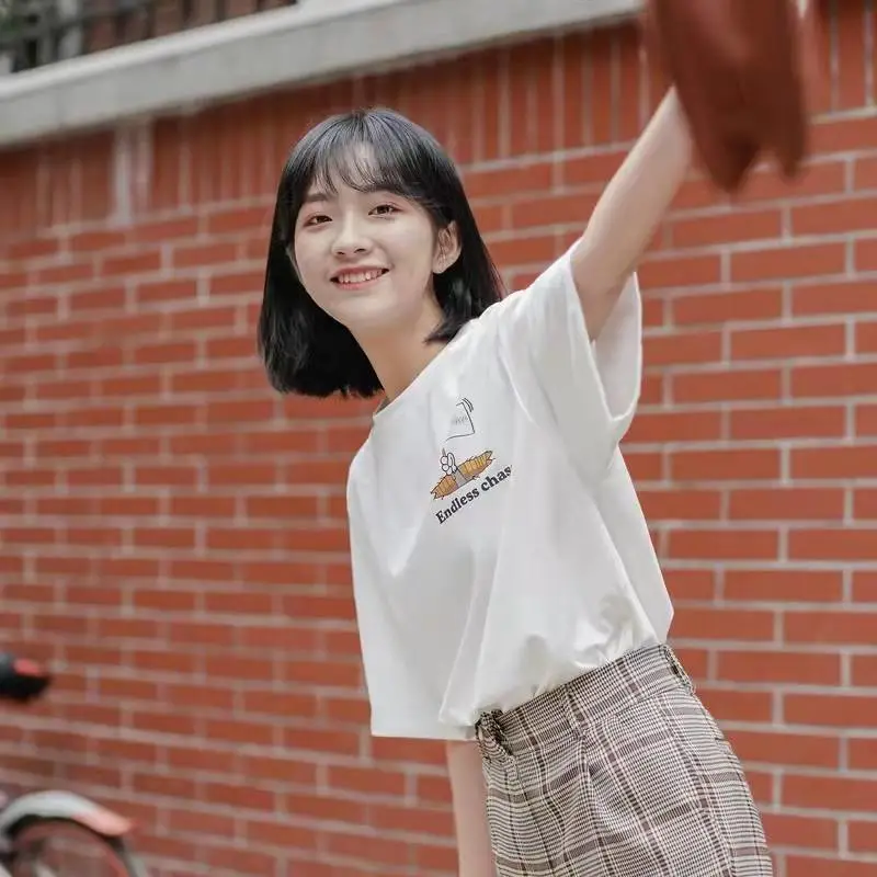 温州平阳学生夏季新款打底衫韩版白色短袖T恤圆领T恤货源