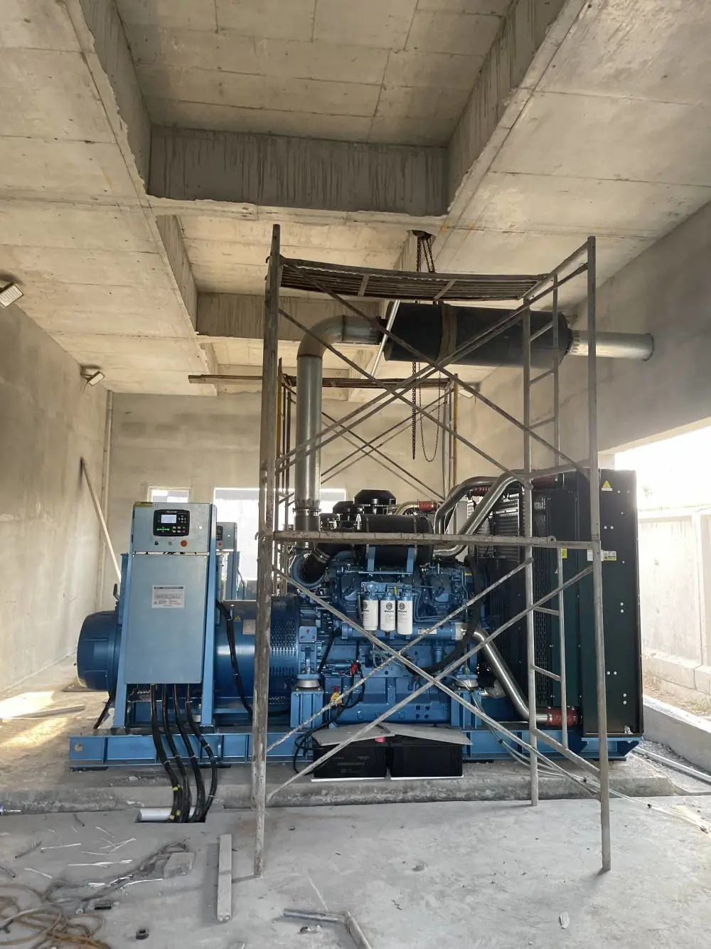 WEICHAI 800KW柴油发电机组学校医院酒店超市等应急电源