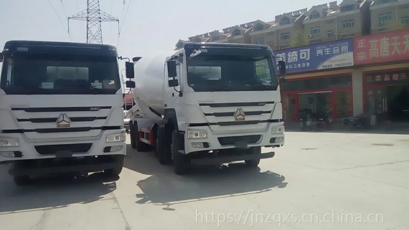 中国重汽豪沃18方搅拌车价格